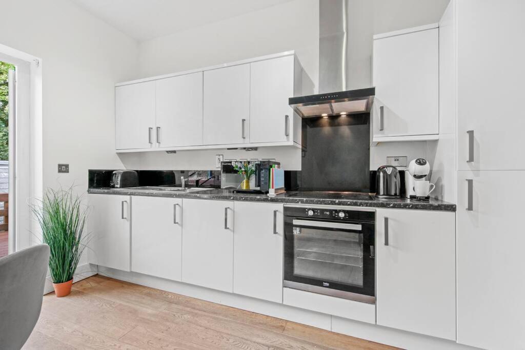 Charming 2 Bed Apartment Free Wifi Close To Camden Лондон Екстериор снимка